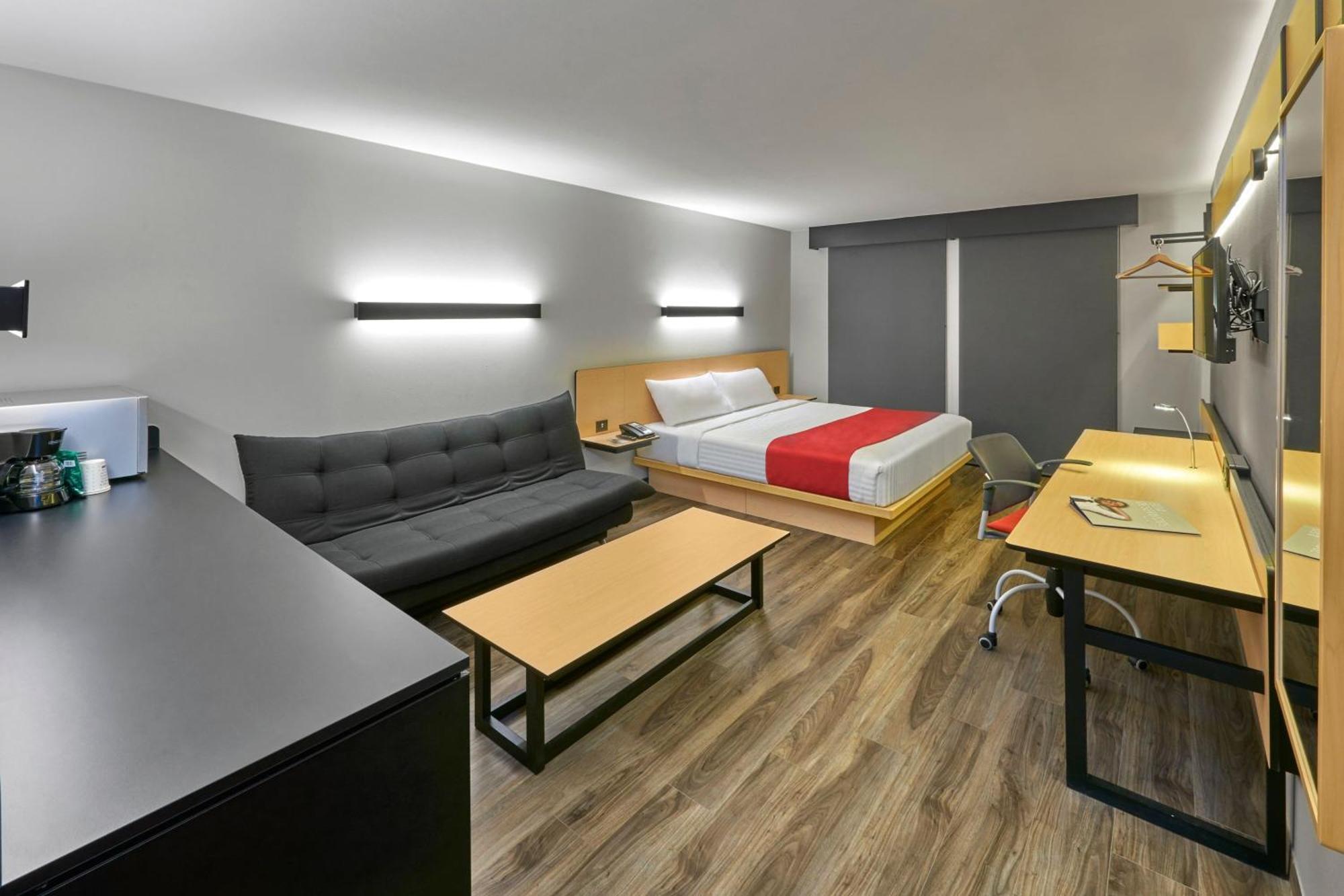 City Express Plus By Marriott Leon Centro De Convenciones Exterior foto