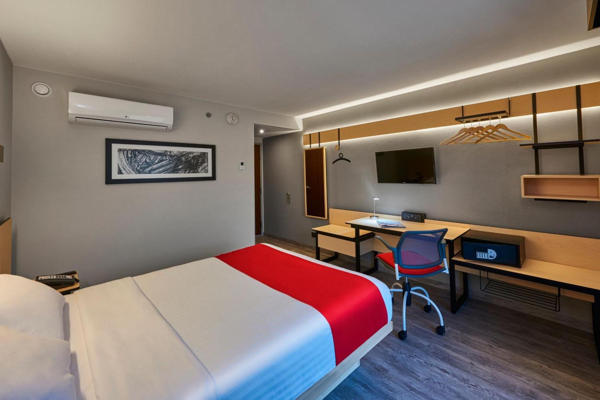 City Express Plus By Marriott Leon Centro De Convenciones Exterior foto